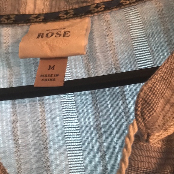 Boho chic top. - Picture 3 of 3